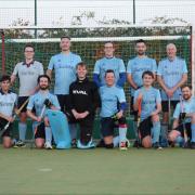 St Neots Men’s 1s returned to winning ways at home with a narrow 4-3 win against Cambridge City 3s.