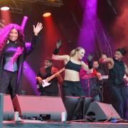 Chaka Khan and her dancers performing at The Cambridge Club 2024