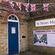 Free entry to engaging St Neots historical festival - food, talks, and costumes